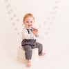 happy baby at Huntingdon cake smash photography session