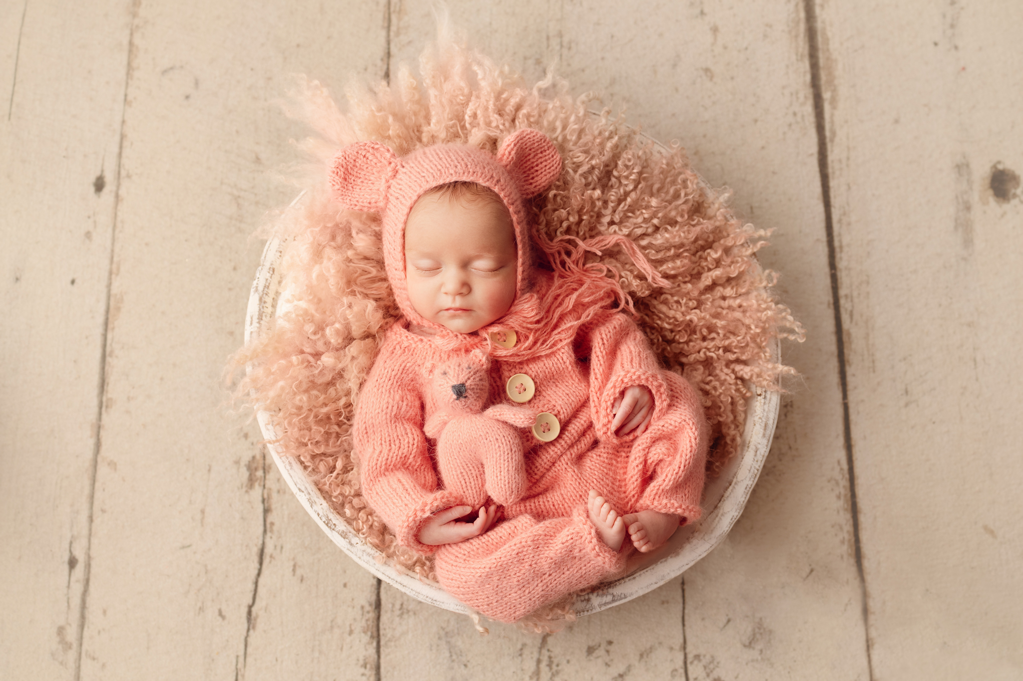 Newborn Sessions: What to Expect from your Images