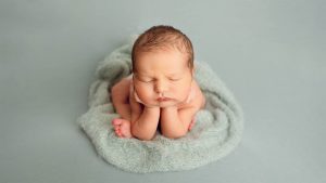Newborn Photographer in Huntingdon