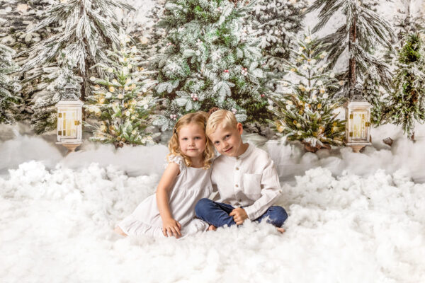 Christmas Mini Sessions 2025 - Image 3